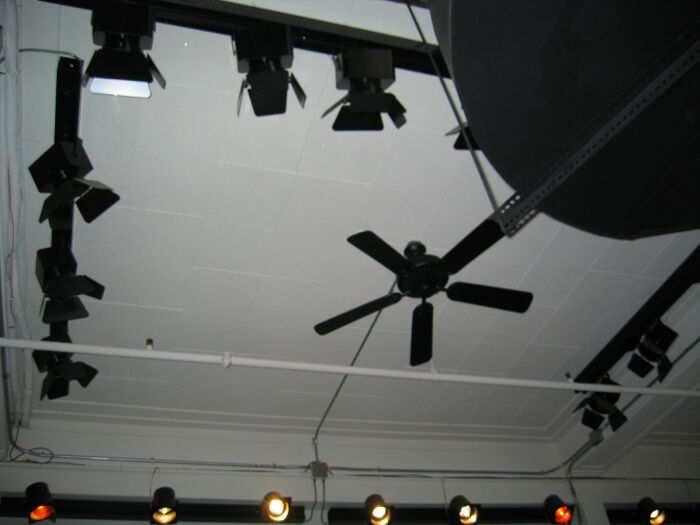 MilfordColliseum 093.jpgMilford Colliseum